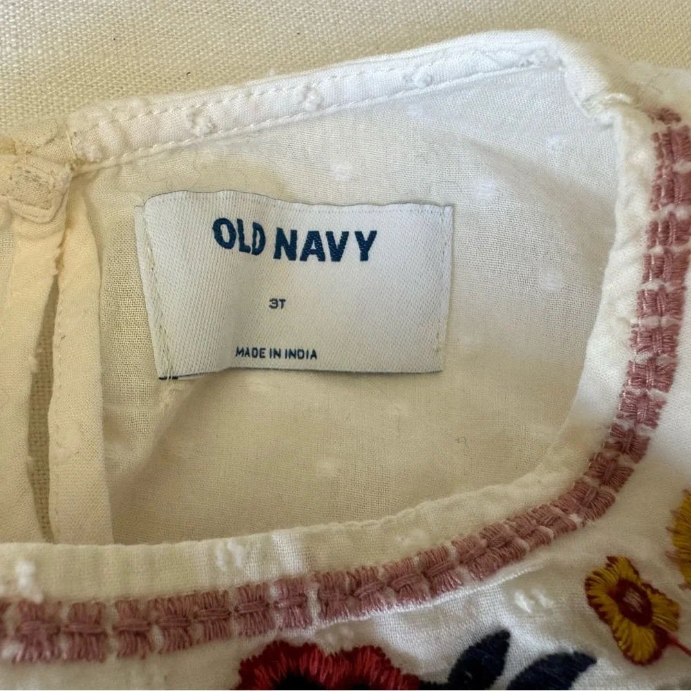 Old Navy | Peasant Blouse with Embroidery | 3T